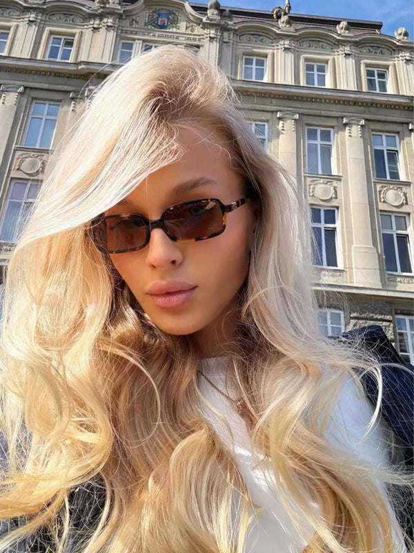 Amelia Zonnebril