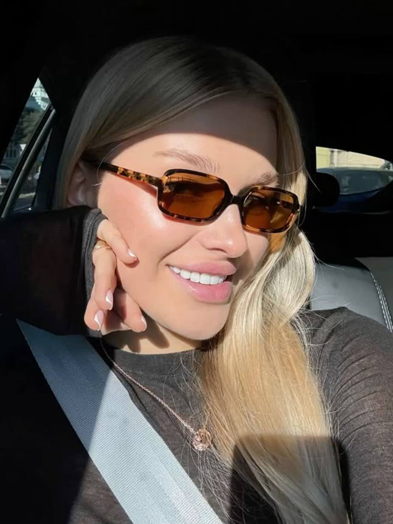 Amelia Zonnebril